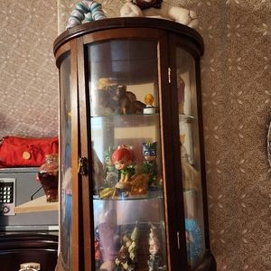 Little curio wall decor